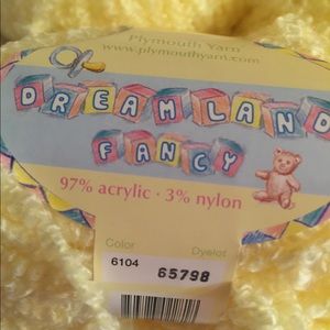 Plymouth Other - Fancy Yarn ❤️ Plymouth Other - Fancy Yarn ❤️